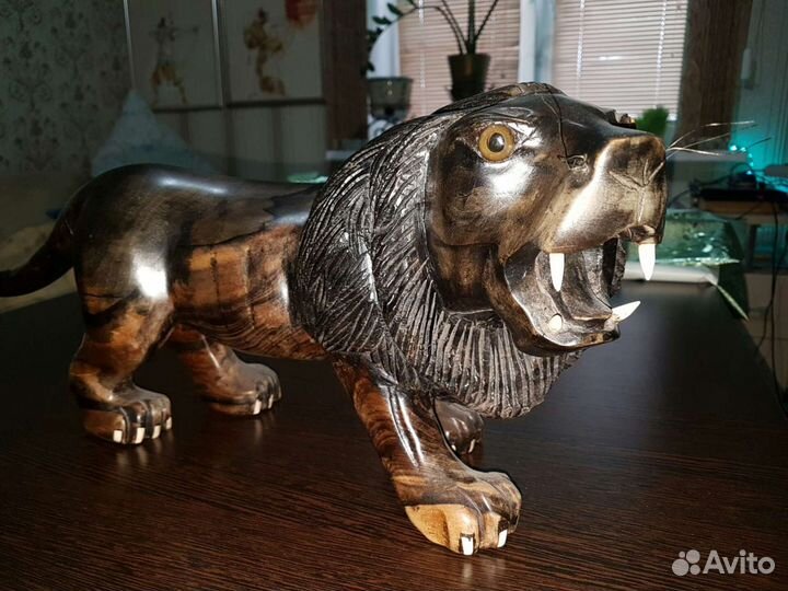 Статуэтка из чёрного дерева (эбен)