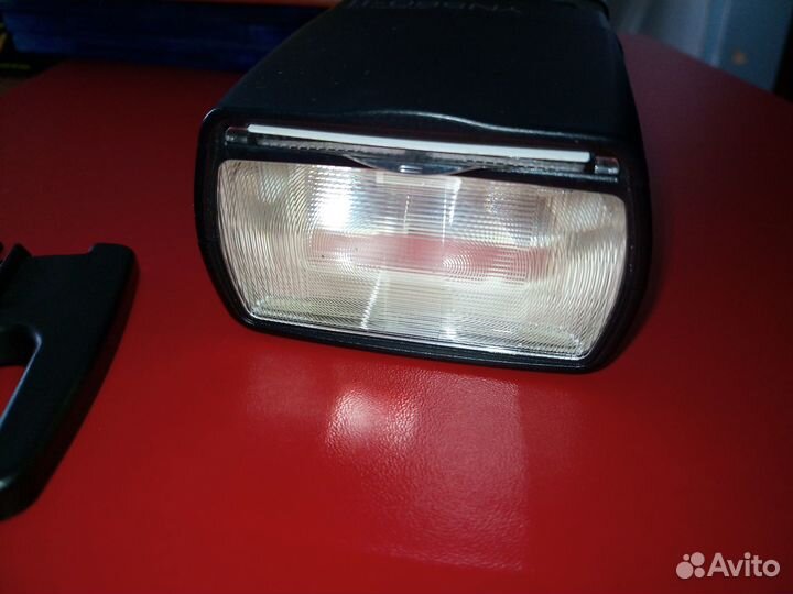 Фотовспышка Speedlite Yongnuo YN-560-II