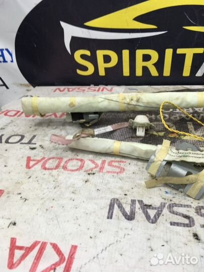 Шторка безопасности правая Mazda 3 BL 1.6 Z6