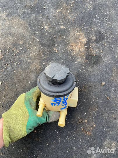 Бачок Гур Hyundai Santa Fe 1 Classic