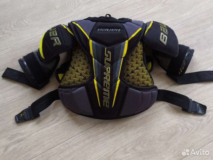 Нагрудник хоккейный jr m