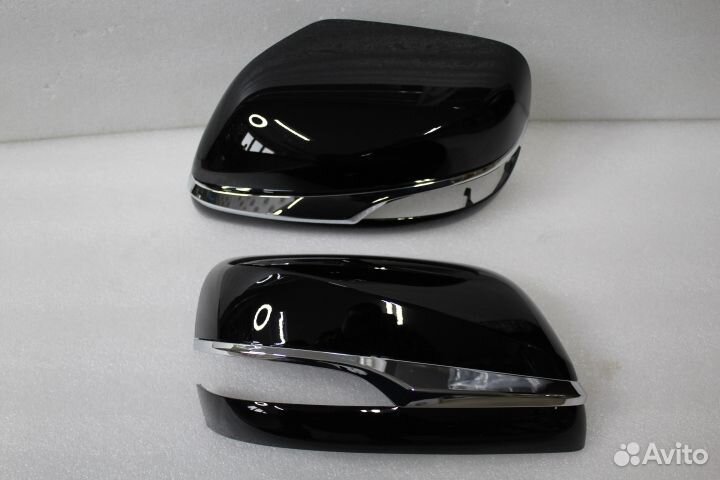 LX570 / LX450d Корпуса зеркал TRD Superior N3SM6