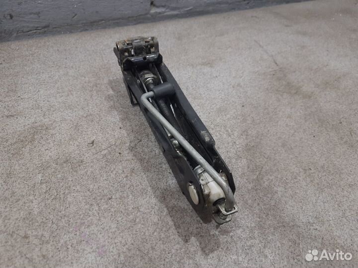 Домкрат оригинальный для Skoda Octavia A5