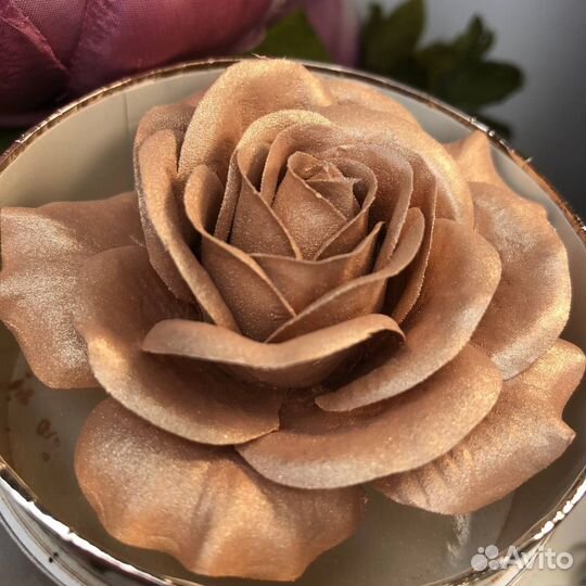 Хайлайтер-роза Lancome