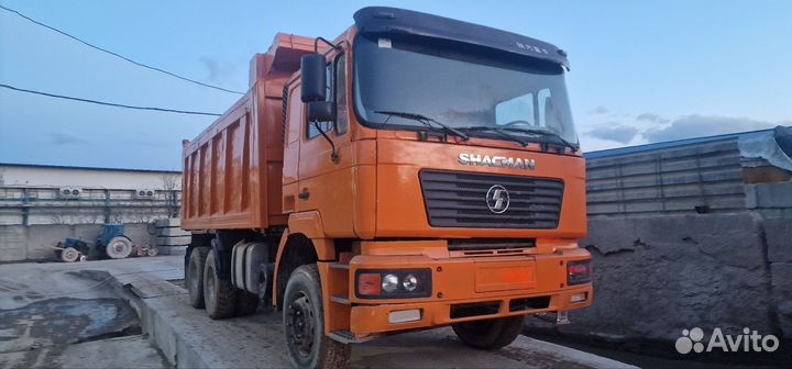 Shacman (Shaanxi) F2000, 2011