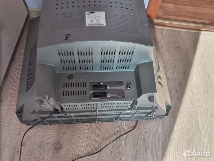 Телевизор Samsung CS-29V5WTR