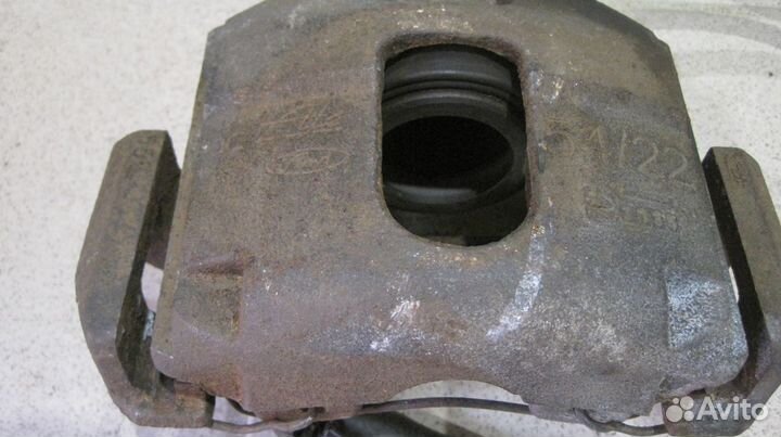 Суппорт передний Форд Фьюжен Фиеста