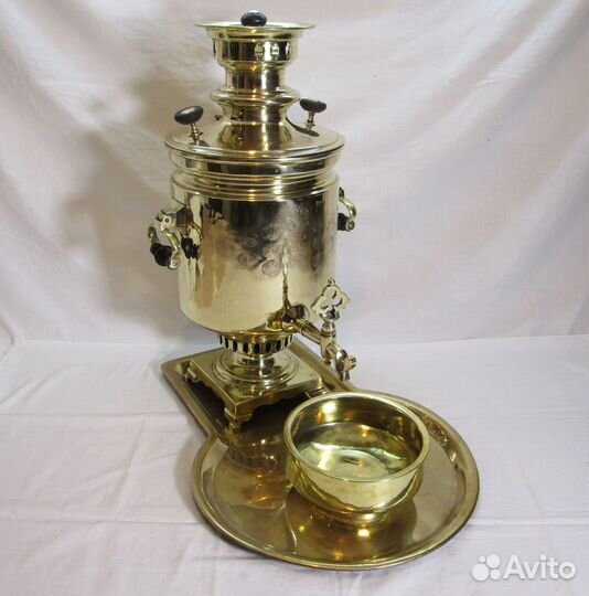 Самовар угольный с медалями Россия 19 век