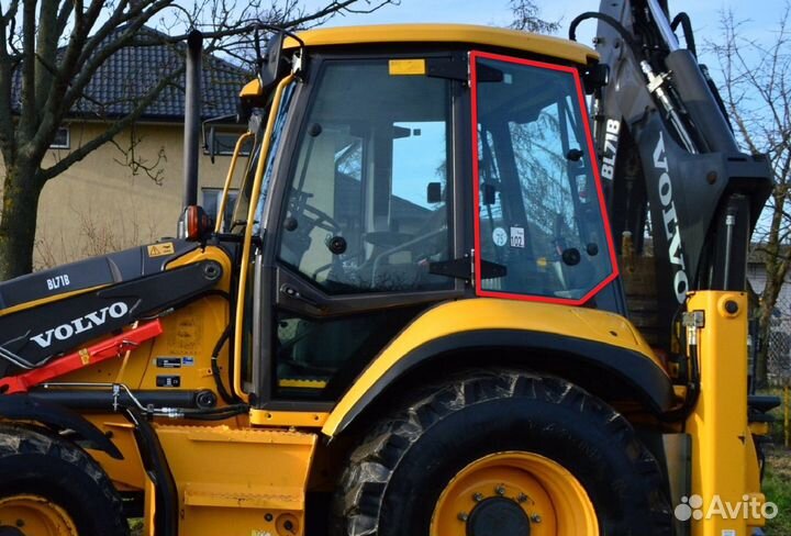 Стекло боковое левое Volvo BL 61, 71