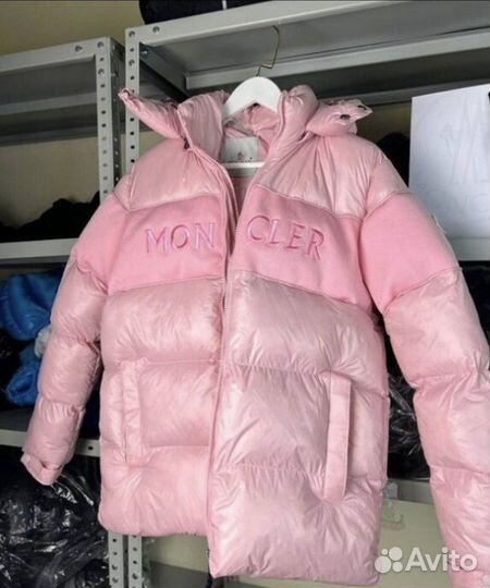 Пуховик Moncler женский