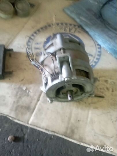 Двигататель стиральной машины