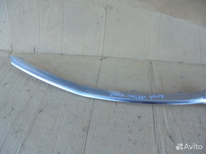 Молдинг переднего бампера Geely Coolray