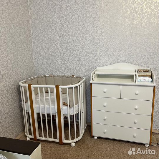 Детская кроватка