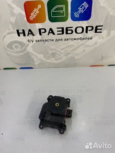 Сервопривод заслонки отопителя Toyota Camry XV55