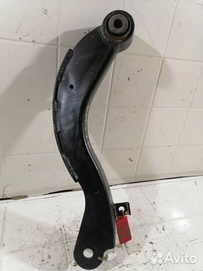 Рычаг подвески задний левый Chevrolet Captiva C100