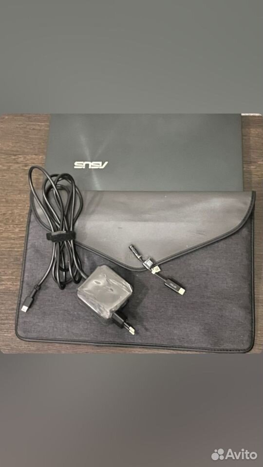 Asus zenbook 14 ux425