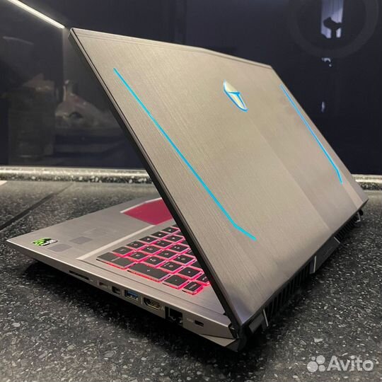 Игровой ноутбук thunderobot i7-8750/gtx1070/8g