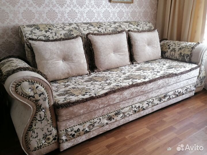 Набор мягкой мебели