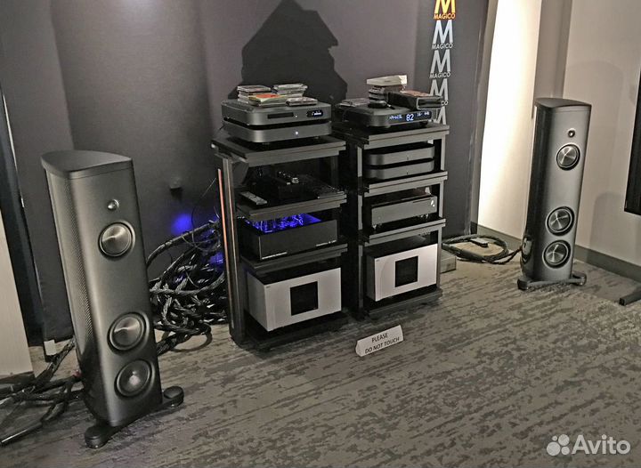Напольная акустика Magico M2