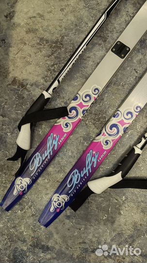 Лыжи и лыжные ботинки