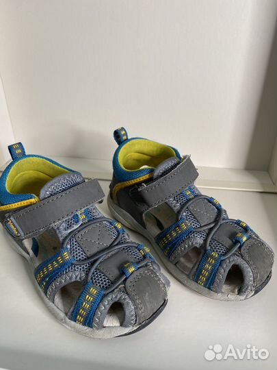 Сндали детские на липучке
