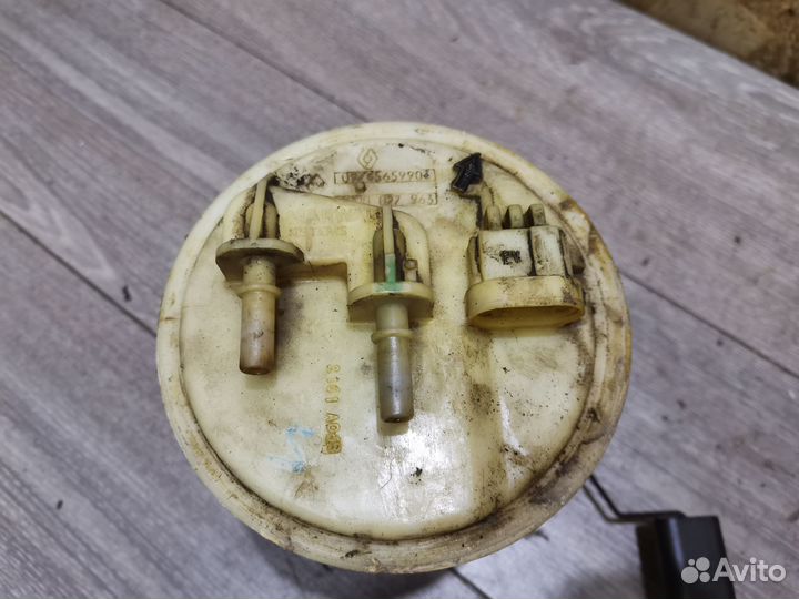 Топливный насос Renault Symbol