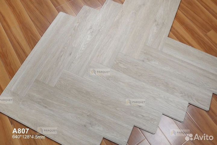 Виниловый ламинат елочкой