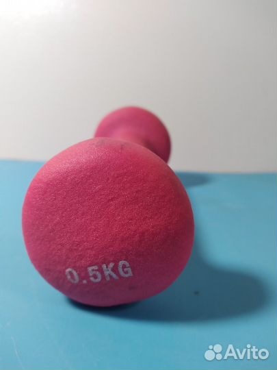 Гантель 0.5 кг
