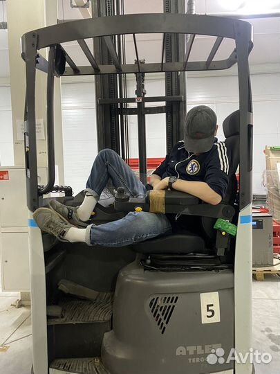 Грузчик комплектовщик