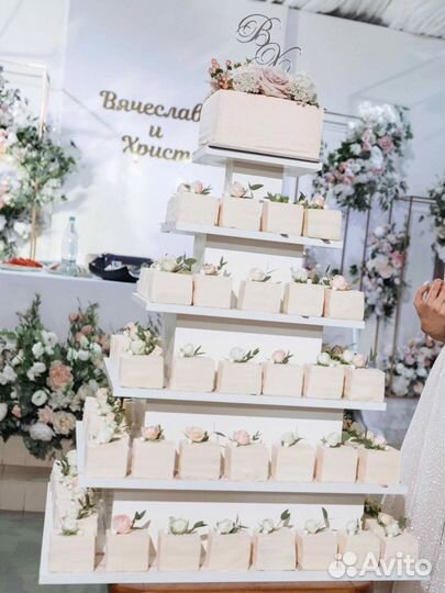 Подставка для свадебного торта
