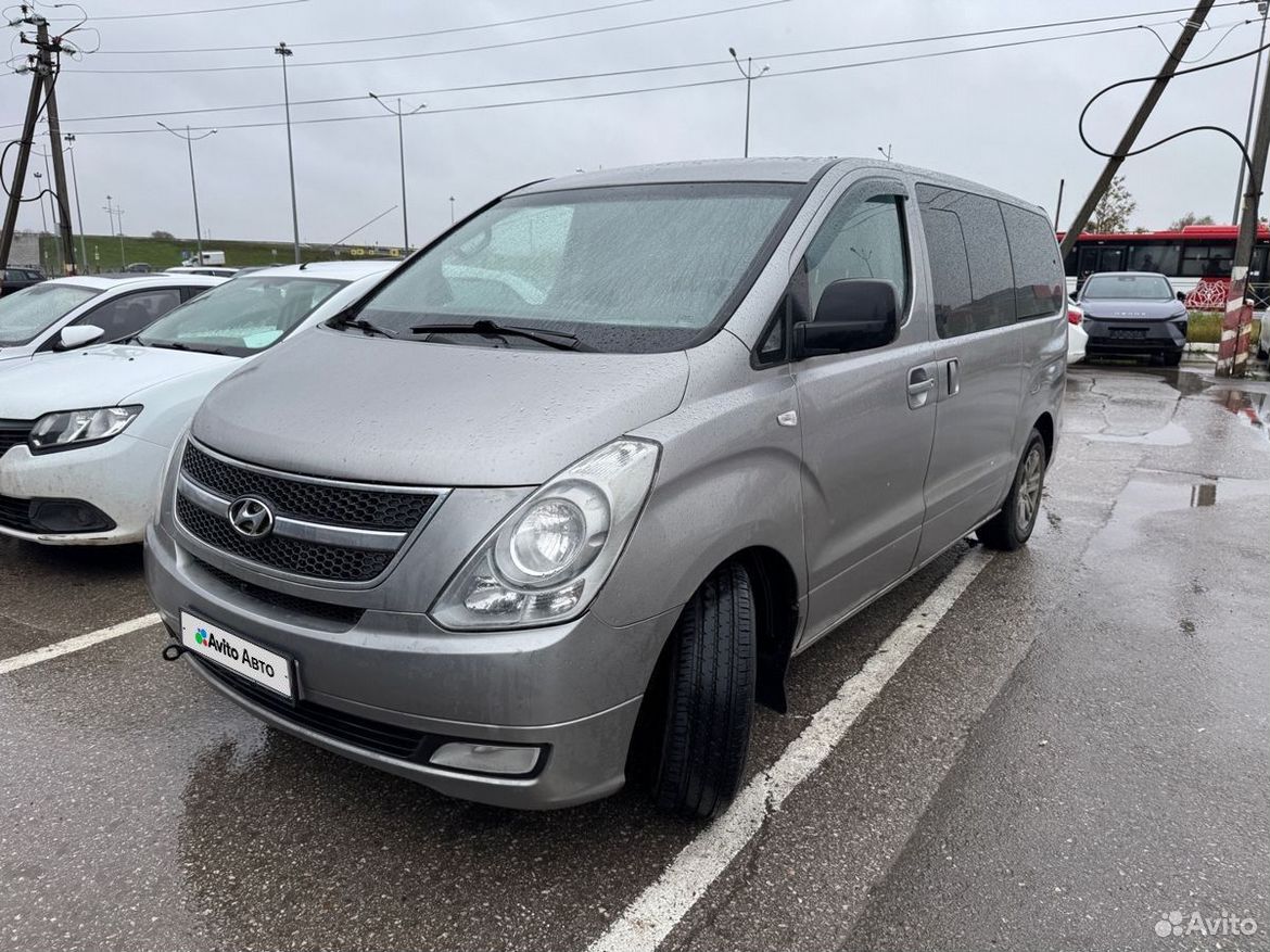 Hyundai Grand Starex 2.5 AT, 2012, 230 429 км