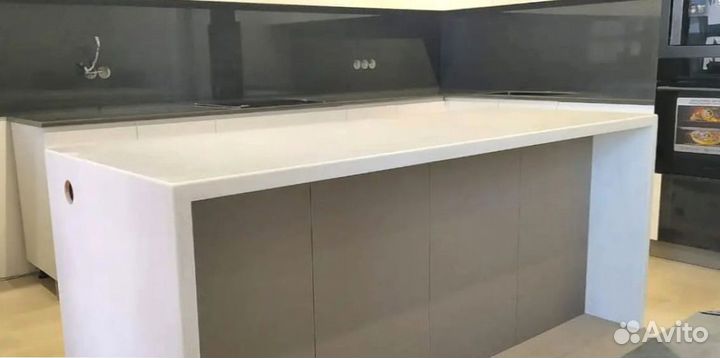 Кухонная столешница из искусственного камня