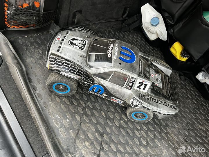 Traxxas slash 2wd traxxas monster mutt