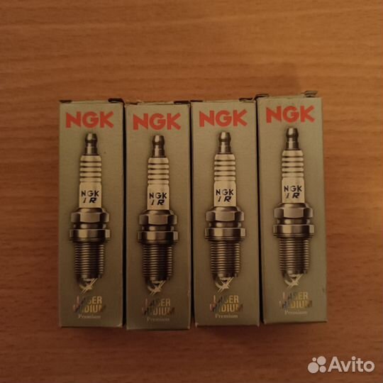 Свечи зажигания NGK Laser Iridium ITR6F13