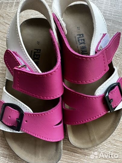 Сандали новые