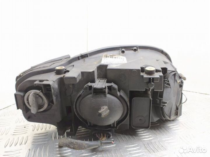 Фара 8E0941003AJ Audi A4 B7 (2004-2007)