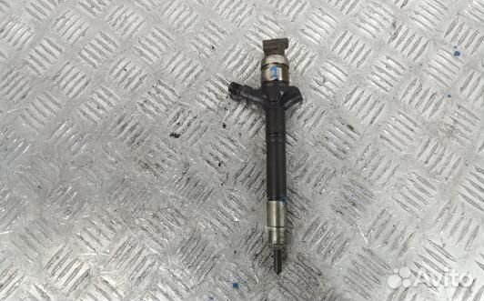 Форсунка дизельная toyota RAV 4 ZSA3 (KML08AL02)