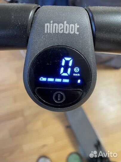 Электросамокат Ninebot Kickscooter ES2