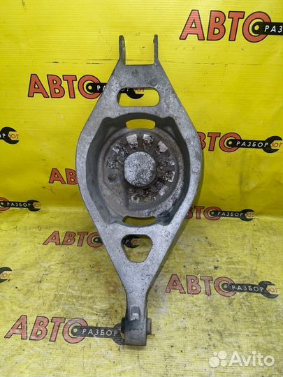 Рычаг подвески задний левый Nissan Fuga Y50 VQ35DE