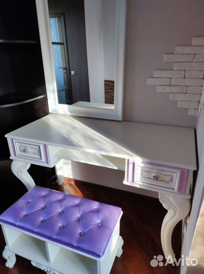 Стол+ банкетка