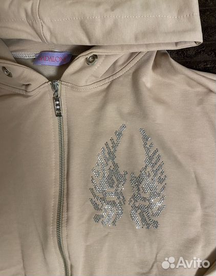 Спортивный костюм женский