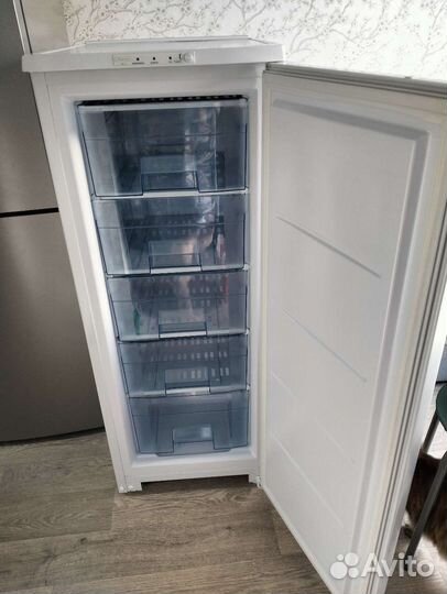 Морозильная камера Бирюса 114