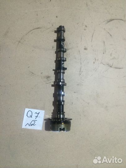Распредвал с звездочкой audi Q7 4.2 FSI BAR