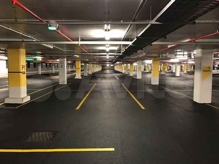 Машиноместо, 10 м²