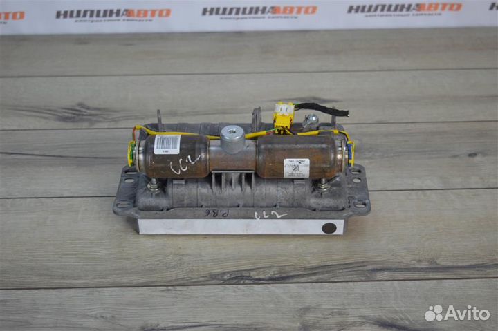 Подушка безопасности в торпедо volkswagen Passat