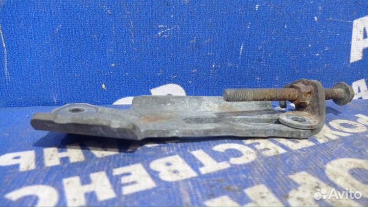 Натяжитель ремня генератора Toyota Rav4 кроссовер