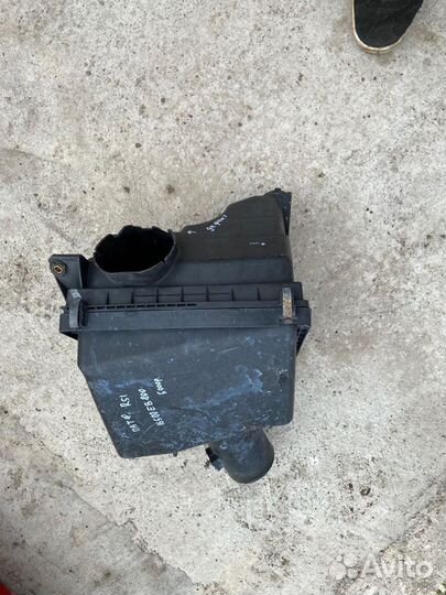 Корпус воздушного фильтра Ниссан патфайндер R51