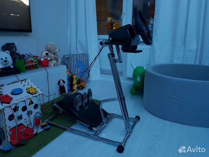 Подставка для руля Thrustmaster / Logitech