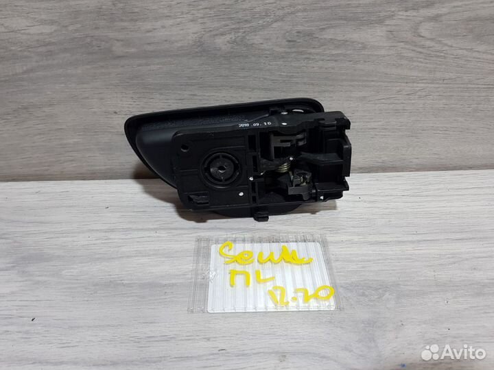 Ручка двери внутренняя левая KIA Soul 2008-2014