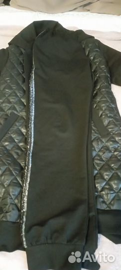 Спортивный костюм женский